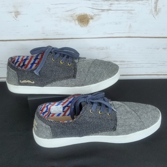 TOMS Movember Moustache Canvas Shoes Size 8 - Picture 2 of 10